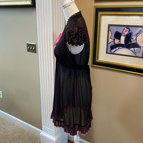 Gorgeous Betsey Johnson intimates - Picture 9 of 11